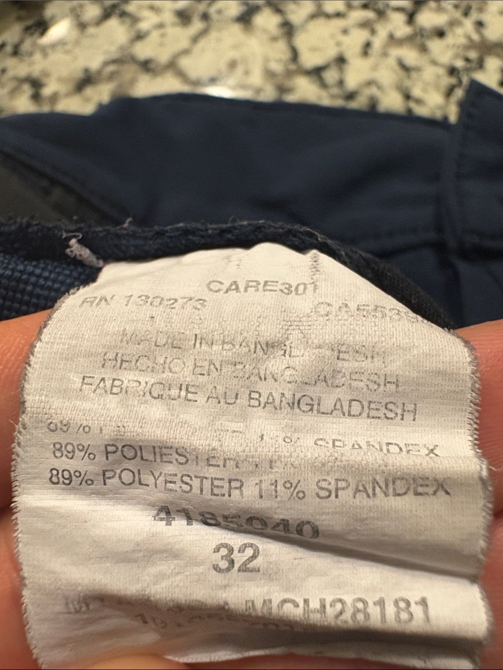 Lee Men's Dark Blue Hybrid Shorts with Zip Pocket - Picture 5 of 5